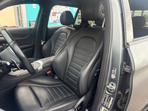 Used 2022 Mercedes-Benz GLC 43 AMG 4MATIC image 9