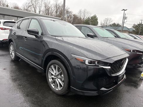 Used 2024 MAZDA CX-5 AWD 2.5 S w/ Premium Package image 2