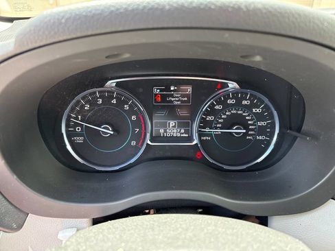 Used 2017 Subaru Forester 2.5i Premium AWD/4WD image 13