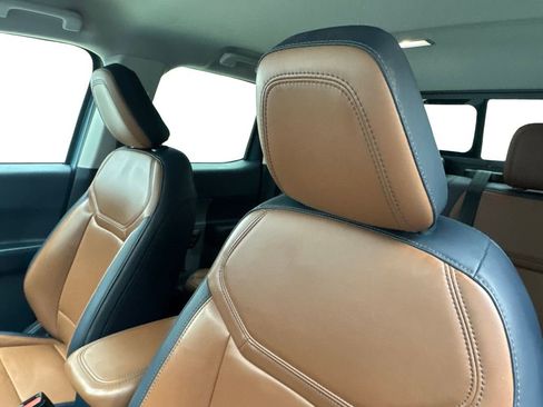 Used 2022 Ford Maverick Lariat w/ Lariat Luxury Package image 27