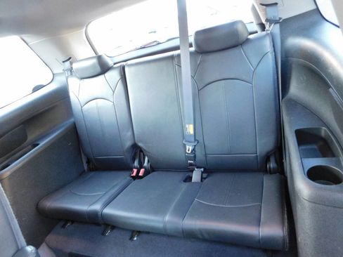 Used 2012 GMC Acadia SLT image 7