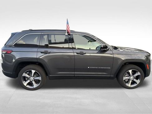 New 2024 Jeep Grand Cherokee Limited 4xe w/ Luxury Tech Group II AWD/4WD image 9