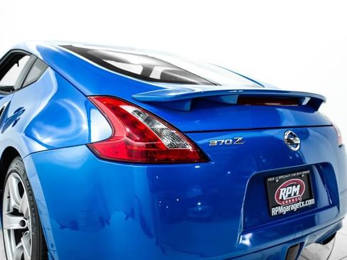 Used 2009 Nissan 370Z Coupe image 12