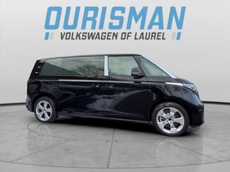 New 2025 Volkswagen ID. Buzz Pro S video 2