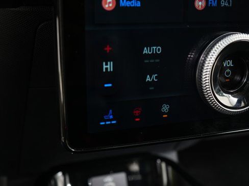 Used 2025 Ford Mustang Mach-E Premium image 40