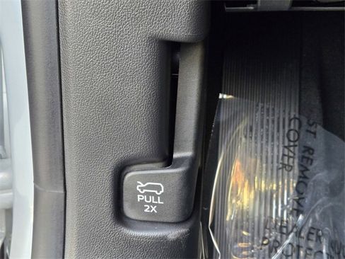 New 2026 Ford Explorer Active image 15