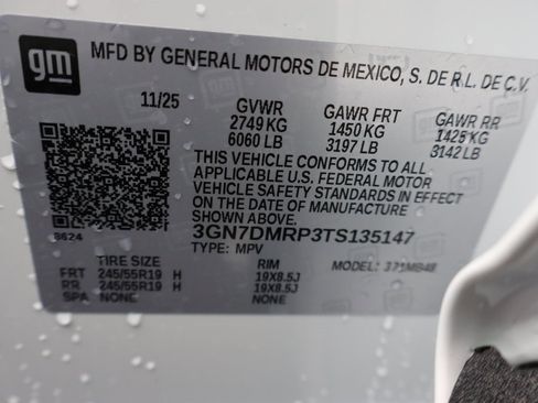 New 2026 Chevrolet Equinox EV LT image 29