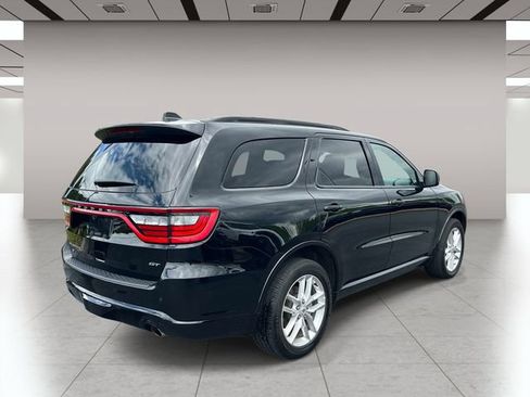Used 2025 Dodge Durango GT AWD/4WD image 3