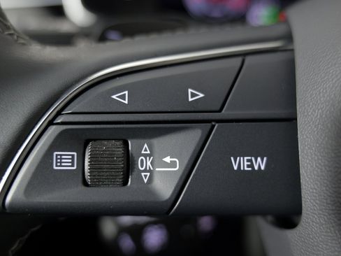 Used 2025 Audi Q7 3.0T Premium Plus w/ Premium Plus Package image 55