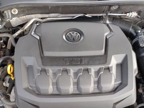 Used 2018 Volkswagen Passat 2.0T SE image 25