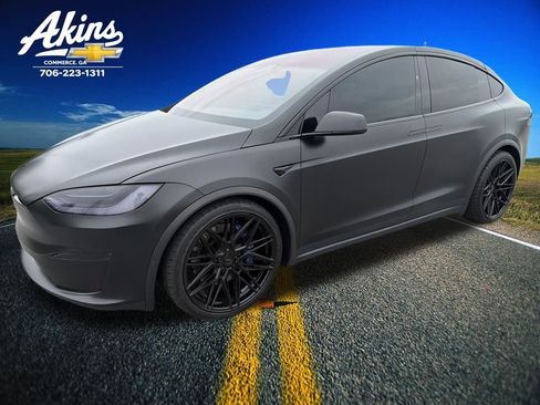 Used 2023 Tesla Model X image 1