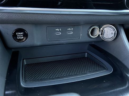 Certified 2025 Nissan Rogue S image 17