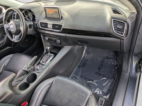 Used 2016 MAZDA MAZDA3 i Grand Touring image 18