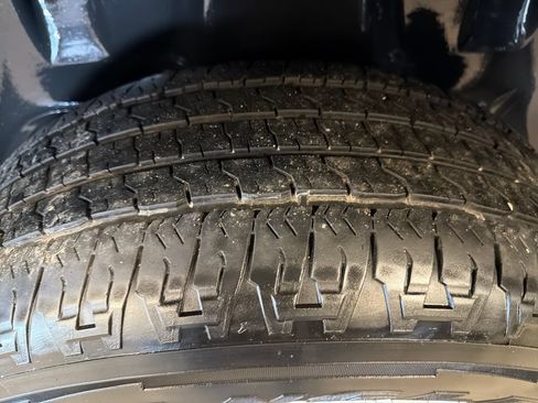 Used 2022 RAM 1500 Laramie AWD/4WD image 25