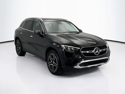 Certified 2026 Mercedes-Benz GLC 300 image 3