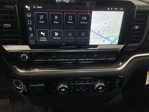 New 2025 GMC Sierra 1500 Elevation image 16