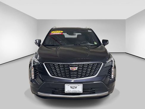 Used 2023 Cadillac XT4 Premium Luxury image 8