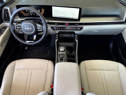New 2025 Kia Sorento EX image 11