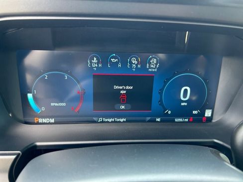 Used 2024 Ford F350 Platinum w/ Tremor Off-Road Package AWD/4WD image 16