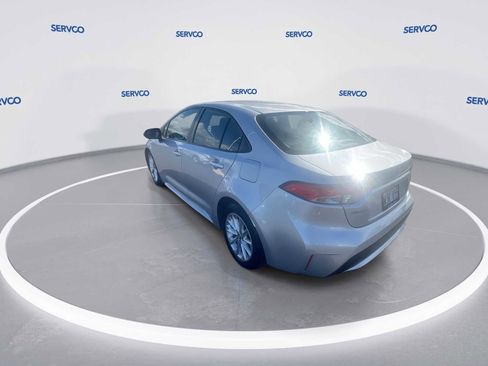 Used 2022 Toyota Corolla LE image 6