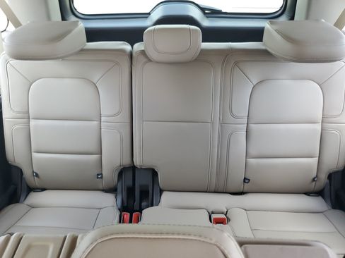 Certified 2023 Lincoln Navigator L Reserve AWD/4WD image 20