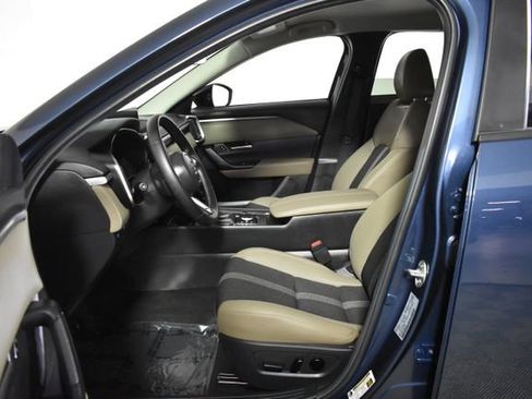 Used 2025 MAZDA CX-50 AWD 2.5 S w/ Preferred Package image 11
