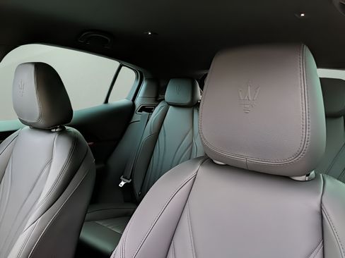 New 2023 Maserati Grecale GT AWD/4WD image 16