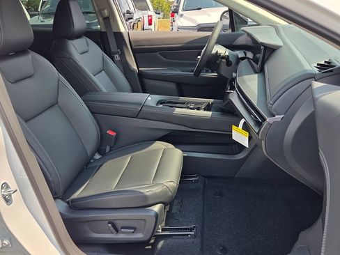 New 2026 Nissan Murano SV AWD/4WD image 14
