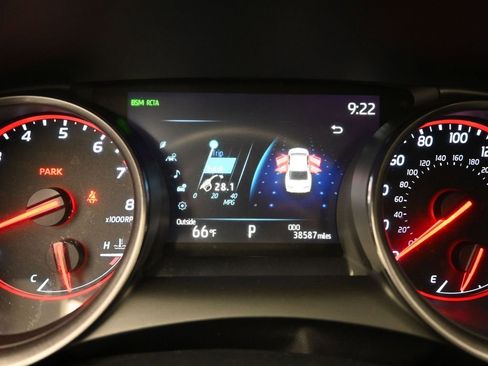 Used 2021 Toyota Camry XSE FWD image 23