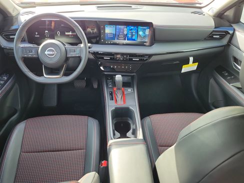 Certified 2026 Nissan Kicks SR FWD image 14