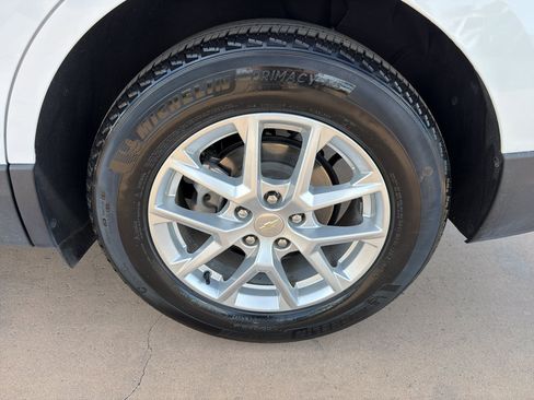 Used 2024 Chevrolet Equinox LT FWD image 6