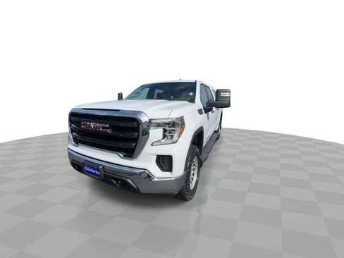 Used 2020 GMC Sierra 1500 4x4 Crew Cab w/ Convenience Package image 3
