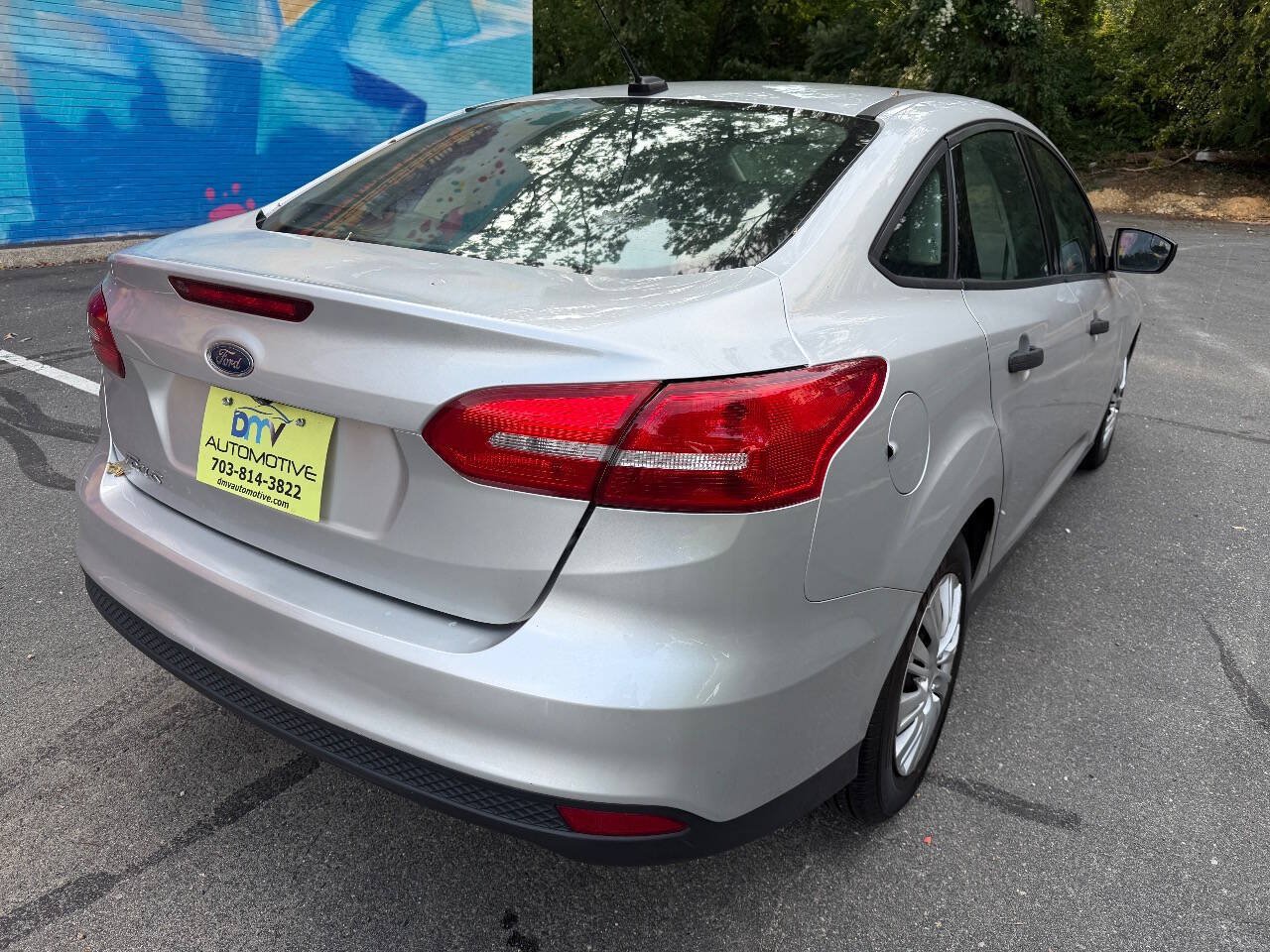 Used 2017 Ford Focus S FWD image 6