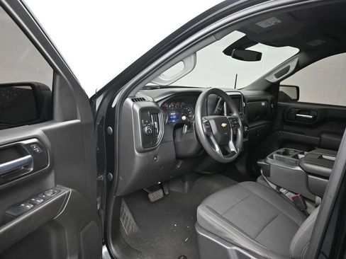 Used 2022 Chevrolet Silverado 1500 Custom RWD image 10