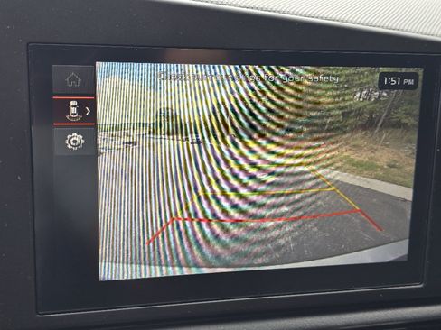 New 2025 Kia Niro LX FWD image 10