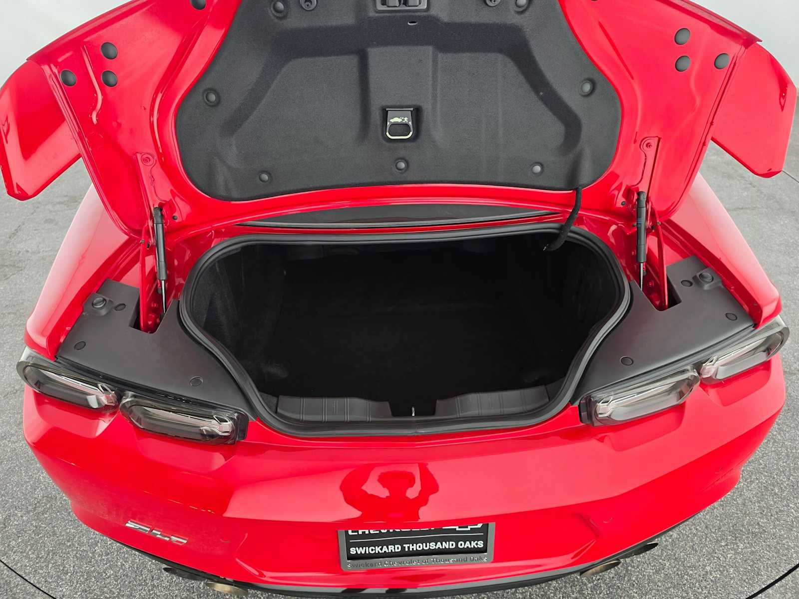 Used 2022 Chevrolet Camaro ZL1 RWD image 15