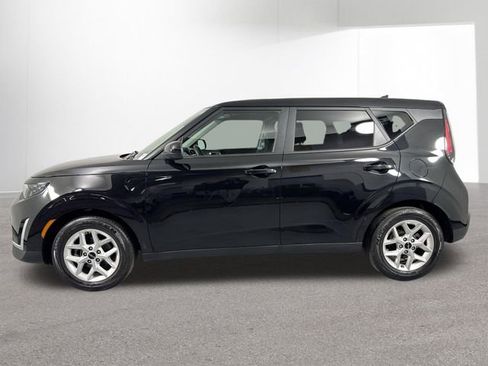 Certified 2023 Kia Soul S FWD image 29
