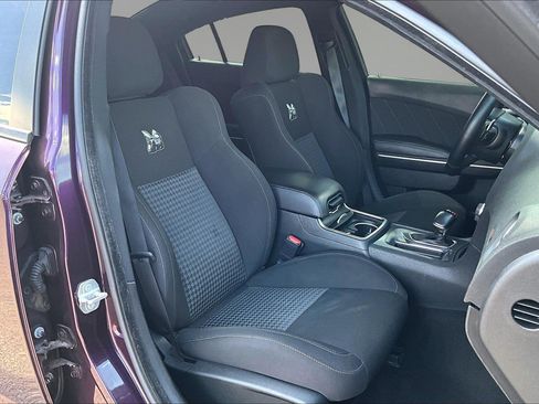 Used 2020 Dodge Charger Scat Pack w/ Navigation & Travel Group RWD image 29