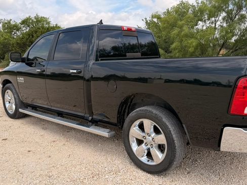 Used 2015 RAM 1500 Lone Star RWD image 8