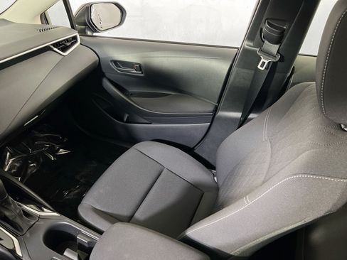 Used 2023 Toyota Corolla LE AWD/4WD image 21