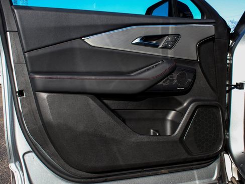 Used 2024 Acura ZDX A-Spec image 8