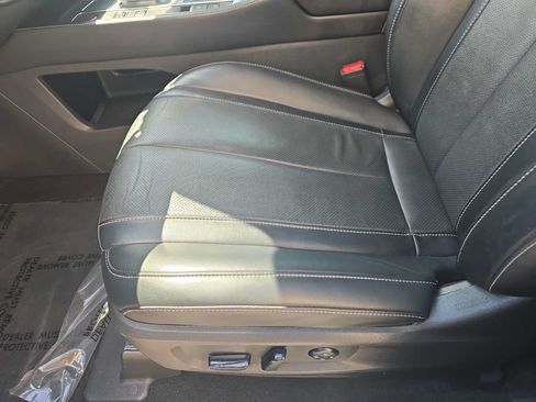 Used 2023 INFINITI QX60 Pure w/ Cargo Package FWD image 19