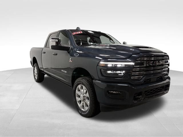 New 2026 RAM 2500 Laramie AWD/4WD image 4