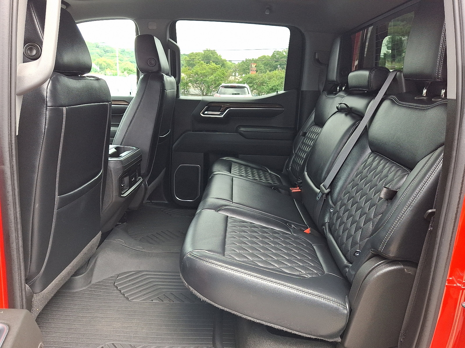 Used 2022 Chevrolet Silverado 1500 LT Trail Boss w/ Convenience Package II AWD/4WD image 11