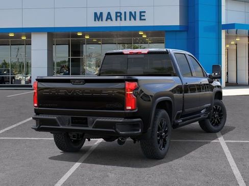 New 2026 Chevrolet Silverado 2500 High Country w/ Midnight Edition AWD/4WD image 4