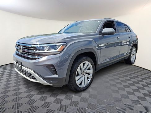 Used 2020 Volkswagen Atlas Cross Sport SE AWD/4WD image 3