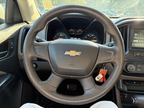 Used 2018 Chevrolet Colorado W/T image 17