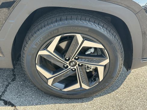 Used 2024 Hyundai Tucson Limited AWD/4WD image 13