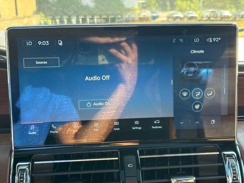 Certified 2023 Lincoln Navigator Reserve AWD/4WD image 21