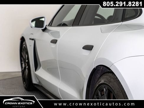 Used 2024 Porsche Taycan GTS image 29